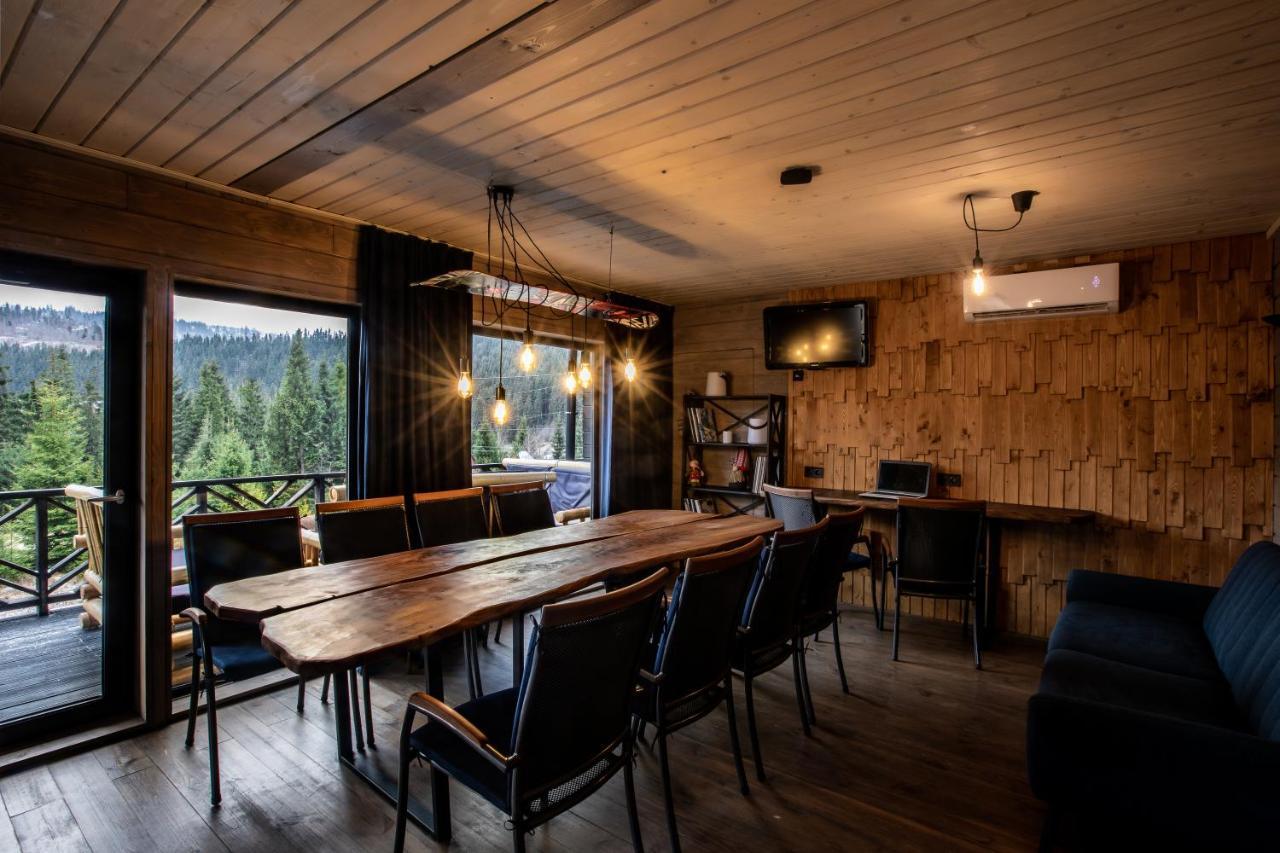 Black Chalet Буковель Экстерьер фото